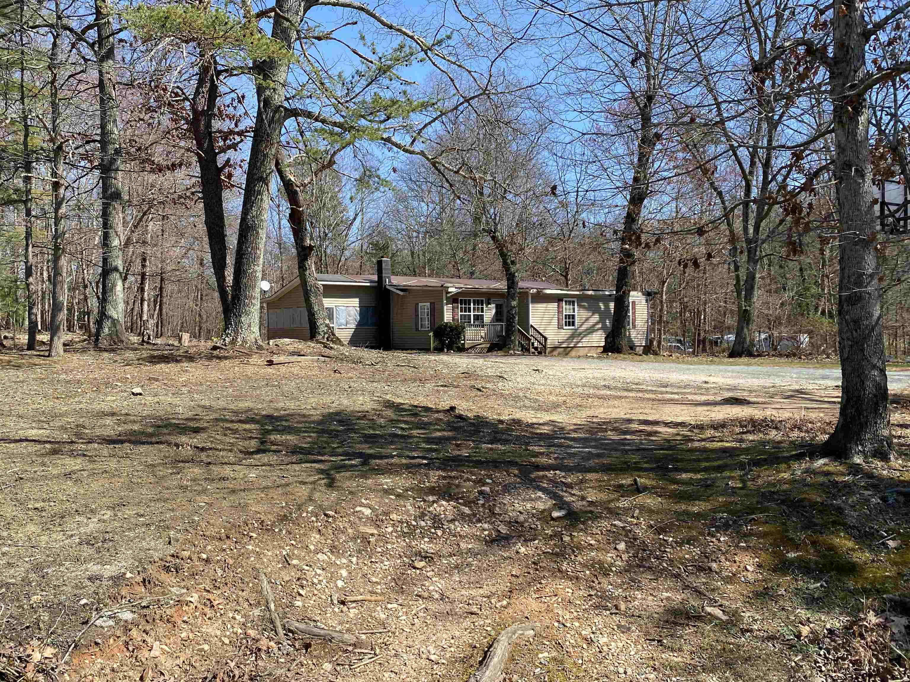 Pughs Store Rd, Afton, VA 22920