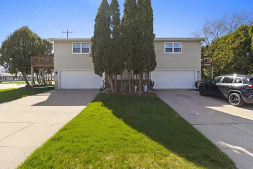 1395 Inverness Lane, NEENAH, WI, 54956 | Card Image