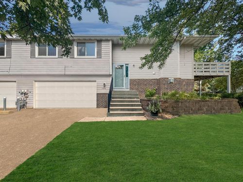 11252 Vessey Ave S, Bloomington, MN, 55437-3113 | Card Image