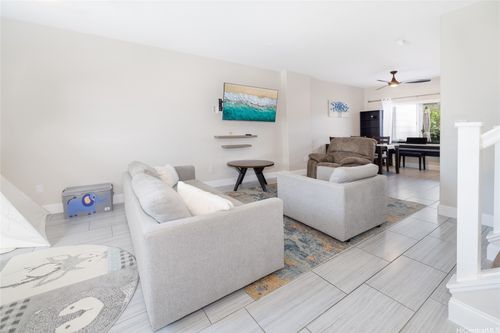 r2-91-1018 Kaimalie St, Ewa Beach, HI, 96706-5013 | Card Image