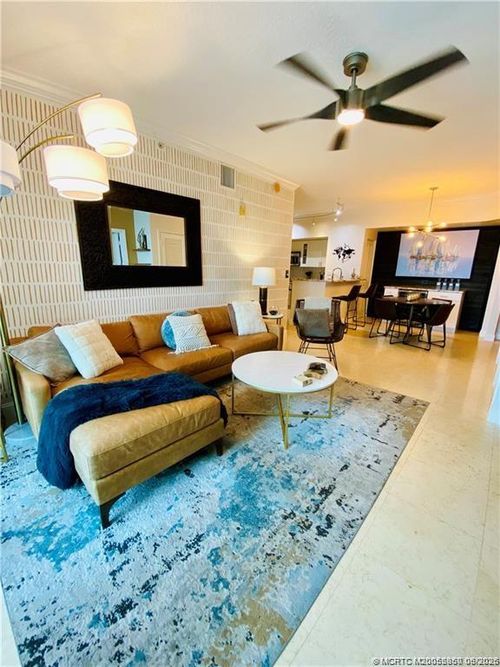 204-815 Nw Flagler Ave, Stuart, FL, 34994-1158 | Card Image