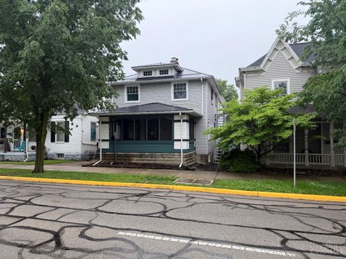 196 W Main St, Wilmington, OH, 45177-2252 | Card Image