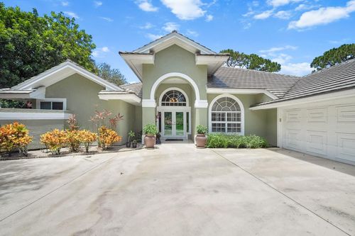 6581 Se Baltusrol Ter, Stuart, FL, 34997-8679 | Card Image