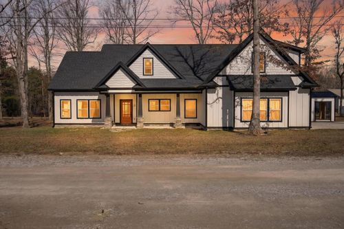 21 Destineys Way, Gruetli Laager, TN, 37339-2400 | Card Image