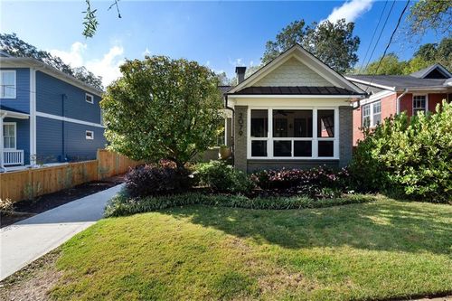 2079 Dunwoody St Ne, Atlanta, GA, 30317-1242 | Card Image