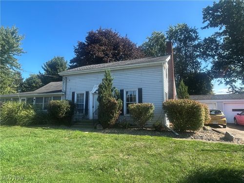1145 Lake Rd, Conneaut, OH, 44030-1138 | Card Image