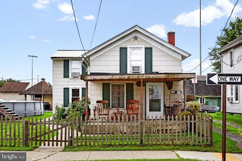 154-152 Foust St, Danville, PA, 17821-2118 | Card Image