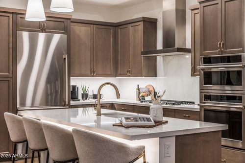 439-5250 E Deer Valley Dr, Phoenix, AZ, 85054-5715 | Card Image