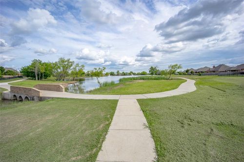 708 Carol Ann Pl, Moore, OK, 73160-2383 | Card Image