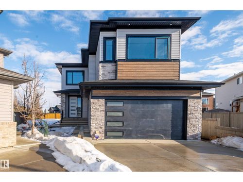 16 Middleton Close, Leduc, AB, T9E0E3 | Card Image