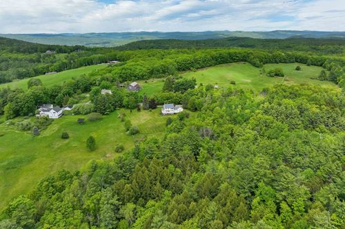 25 Wolfeboro Rd, Hanover, NH, 03755-3804 | Card Image