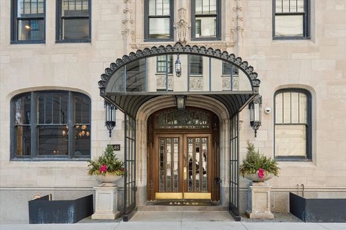 3c-1448 N Lake Shore Dr, Chicago, IL, 60610-1897 | Card Image