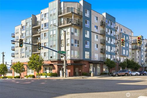 a411-2824 Grand Ave, Everett, WA, 98201-3489 | Card Image