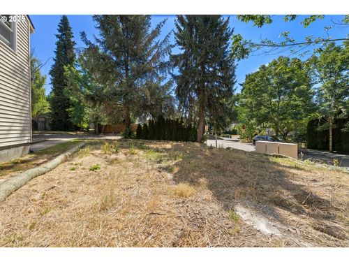 5634 Sw Norris Ter, Beaverton, OR, 97007-3357 | Card Image