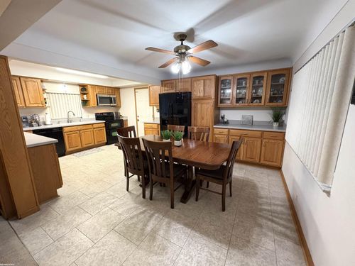 48200 Rex St, Shelby Township, MI, 48317-2250 | Card Image