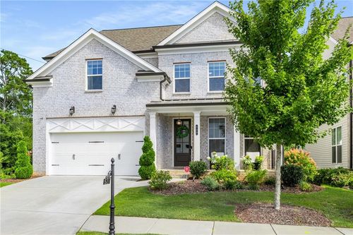 520 Walden Glen Ln, Alpharetta, GA, 30004-1437 | Card Image