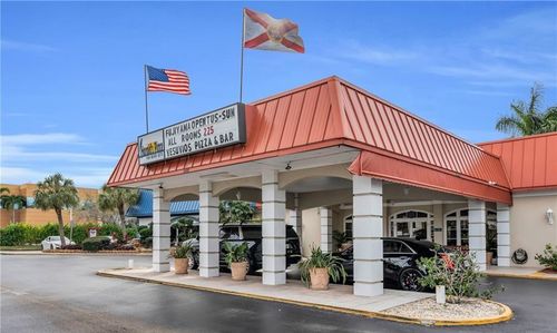 139-2555 Tamiami Trl N, NAPLES, FL, 34103-4408 | Card Image