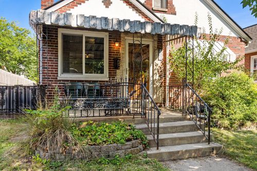 164 Frebis Ave, Columbus, OH, 43206-3616 | Card Image