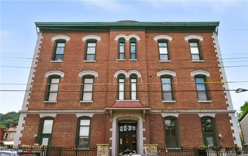 apt-301-120 S 15th St, Pittsburgh, PA, 15203-1661 | Card Image