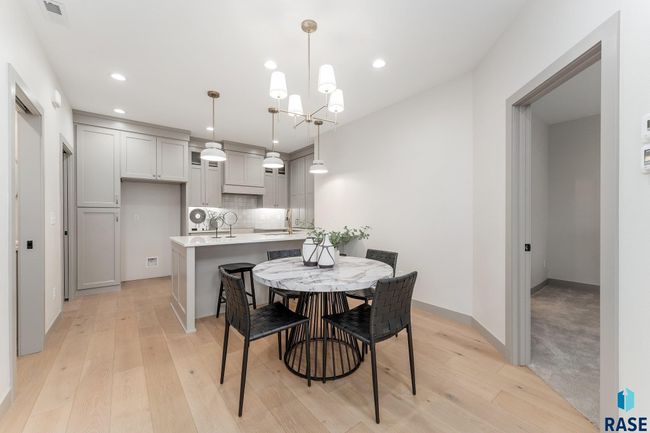 8611 W Shoreline Pl, Townhouse with 3 bedrooms, 3 bathrooms and null parking in Sioux Falls SD | Image 5