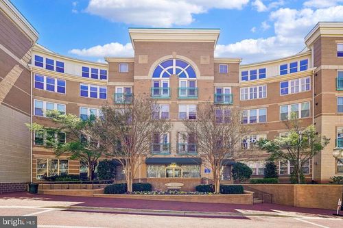 124-12001 Market St, RESTON, VA, 20190-6211 | Card Image
