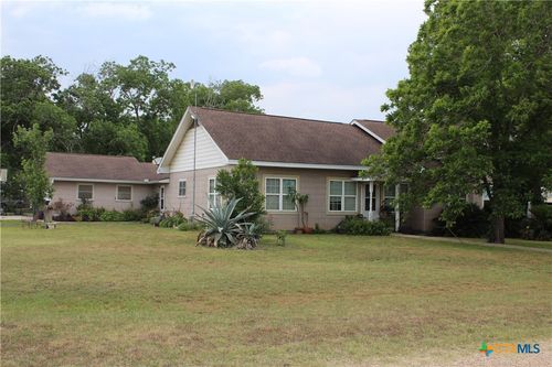 302 E 5th, Nordheim, TX, 78141-3007 | Card Image