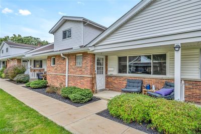 View of front of house with a porch | Image 3