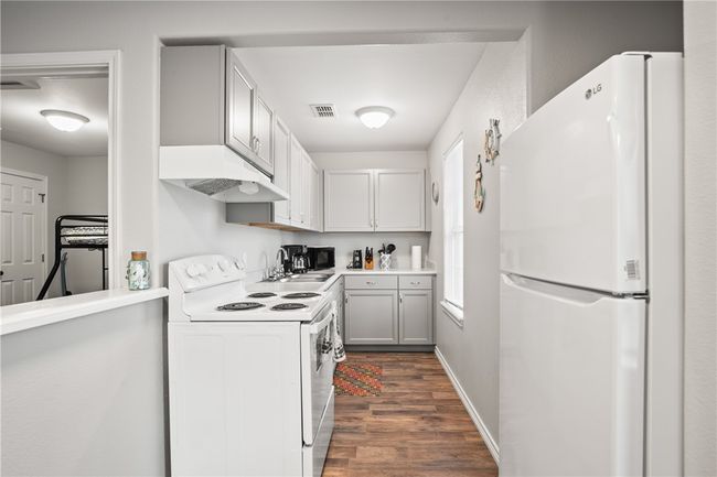 507 S Arch St, Home with 18 bedrooms, 6 bathrooms and null parking in Aransas Pass TX | Image 22