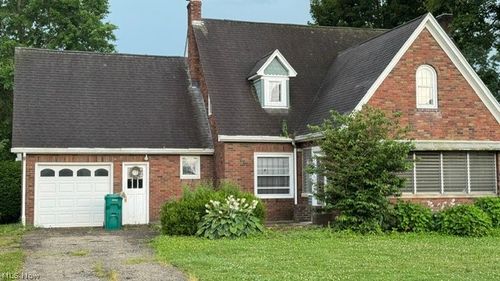 11299 Mahoning Ave, North Jackson, OH, 44451-8752 | Card Image