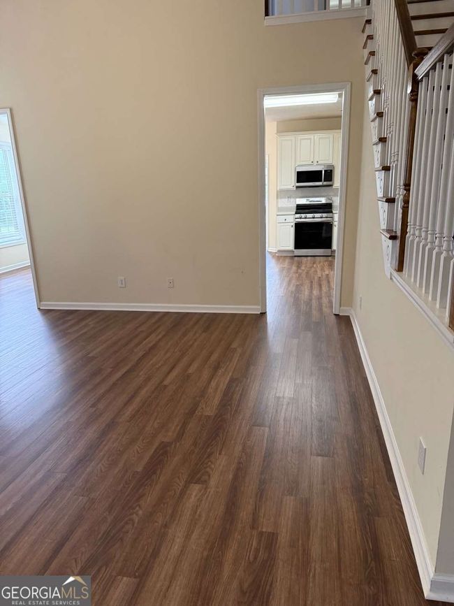 430 Ruby Forest Pkwy, House other with 4 bedrooms, 3 bathrooms and 2 parking in Suwanee GA | Image 14