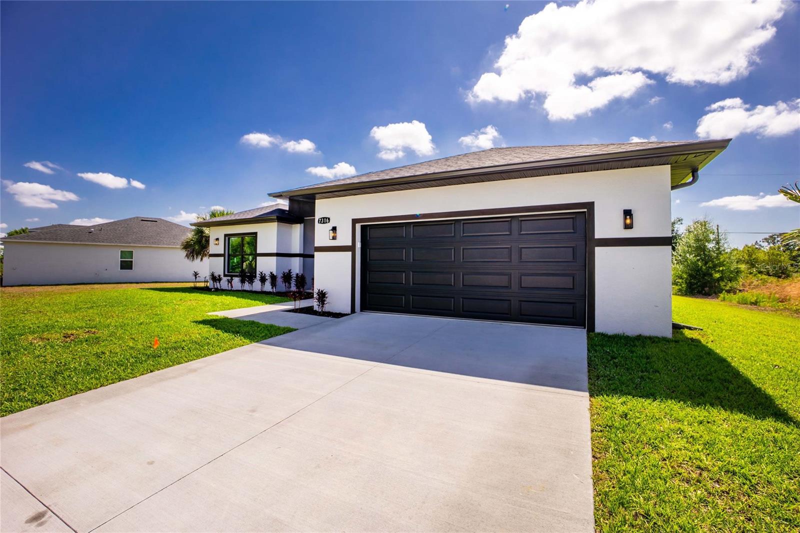 Residential in PORT CHARLOTTE 4