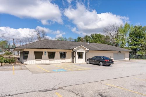 1235 E Tallmadge Avenue, Akron, OH, 44310 | Card Image