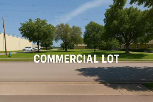 203 Emerald Ave, Lake Wales, FL, 33853-4611 | Card Image