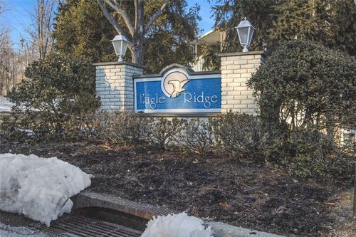 18 Eagle Ridge Way, Nanuet, NY, 10954-1011 | Card Image