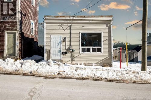 290 Wentworth St, Saint John, NB, E2L2V1 | Card Image