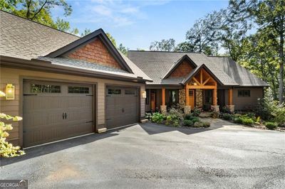 995 Wedgewood Drive, House other with 5 bedrooms, 4 bathrooms and 2 parking in Big Canoe GA | Image 2