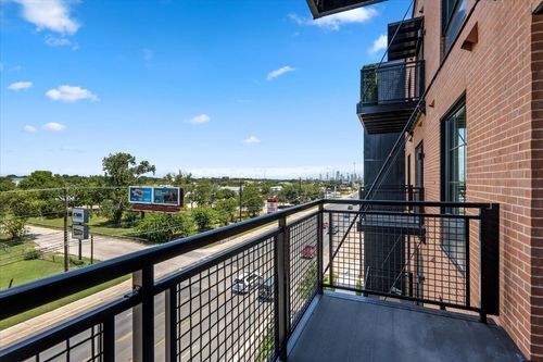 423-4315 S Congress Avenue, Austin, TX, 78745 | Card Image