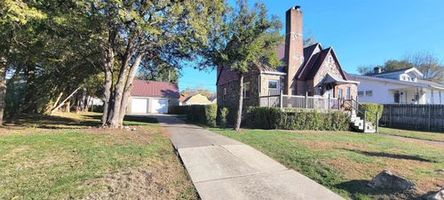 726 S Falcon St, South Bend, IN, 46619-2909 | Card Image