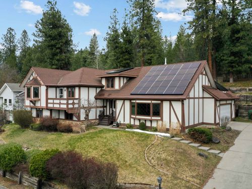 10048 N Seminole Dr, Spokane, WA, 99208-8611 | Card Image