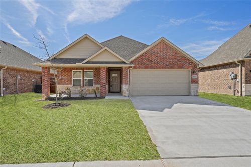 1005 Hardaway Ln, Greenville, TX, 75402-2832 | Card Image