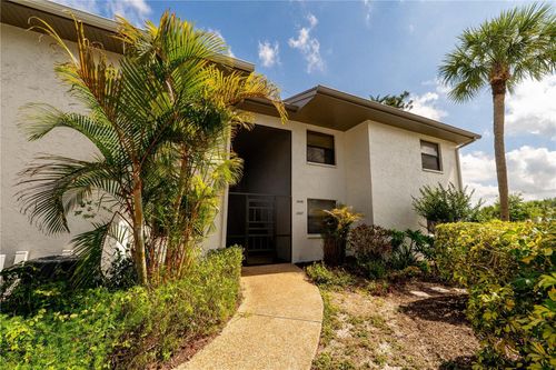 5-2433 Twin Dr, SARASOTA, FL, 34234-4949 | Card Image