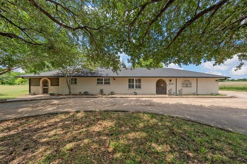 5444 Old Lorena Rd, Lorena, TX, 76655-3412 | Card Image