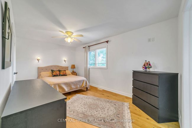 20 Hollis Cres, House other with 4 bedrooms, 3 bathrooms and 4 parking in Holland Landing ON | Image 18