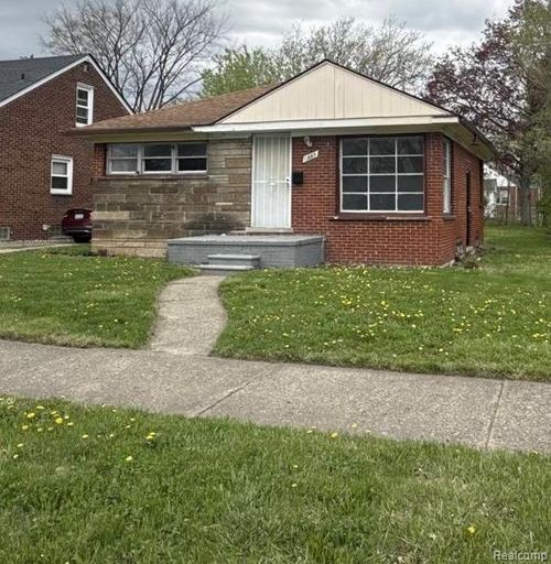 11583 Saint Patrick St, Detroit, MI, 48205-3790 | Card Image