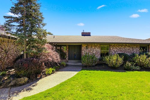 6004 Douglas Dr, Yakima, WA, 98908-2738 | Card Image