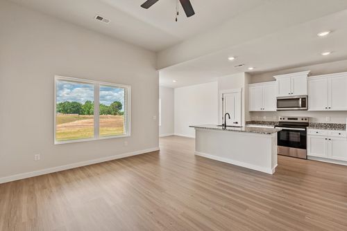 1329 Pitch Pine Pl, Moore, SC, 29369-7402 | Card Image