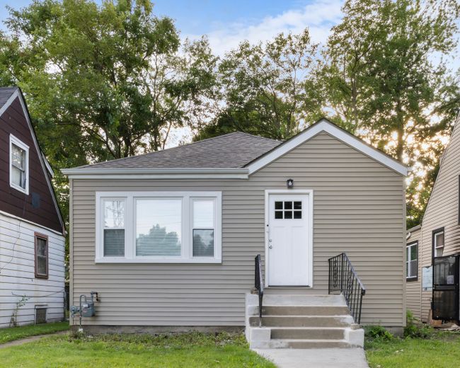 12338 S Lowe Avenue, House other with 2 bedrooms, 2 bathrooms and null parking in Chicago IL | Image 1