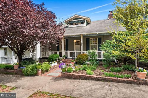 601 N View Ter, ALEXANDRIA, VA, 22301-2515 | Card Image