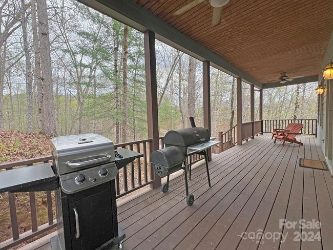 686 Fontana View Rd, House other with 4 bedrooms, 4 bathrooms and null parking in Bryson City NC | Image 9