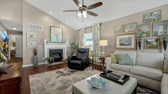 6130 Murphys Pond Rd, Condo with 2 bedrooms, 2 bathrooms and null parking in Canal Winchester OH | Image 4